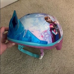 Frozen bike/scooter helmet